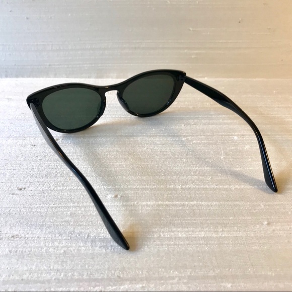 ☀️Black Cat Eye Sunglasses☀️ - Picture 5 of 8